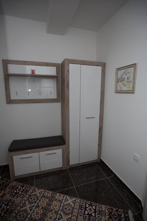 Apartman Sirena トレビニエ エクステリア 写真