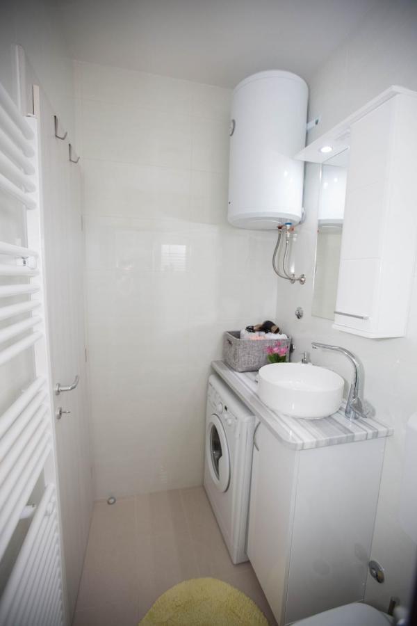 Apartman Sirena トレビニエ エクステリア 写真
