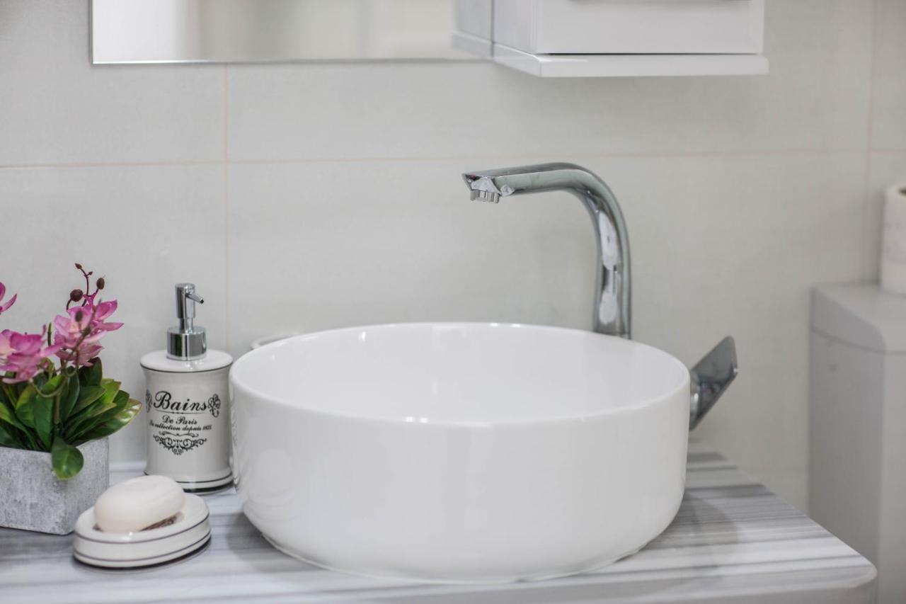 Apartman Sirena トレビニエ エクステリア 写真
